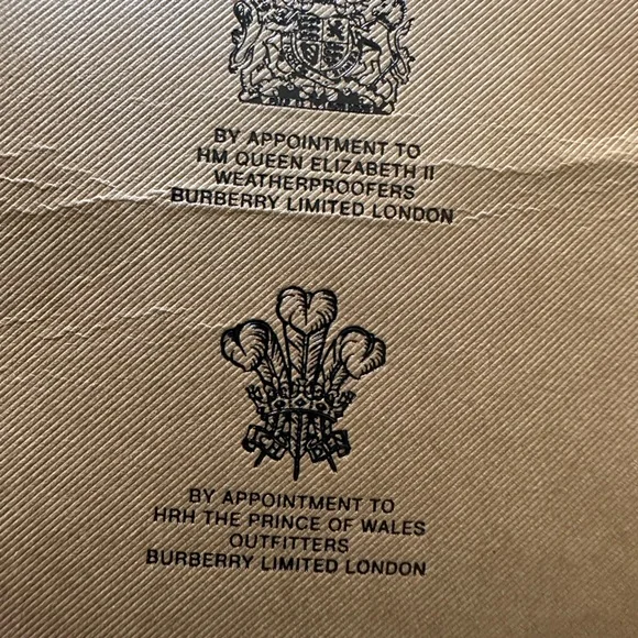 SOLD Auth Burberry Limited Edition London Tote Bag NEW - Picture 12 of 16